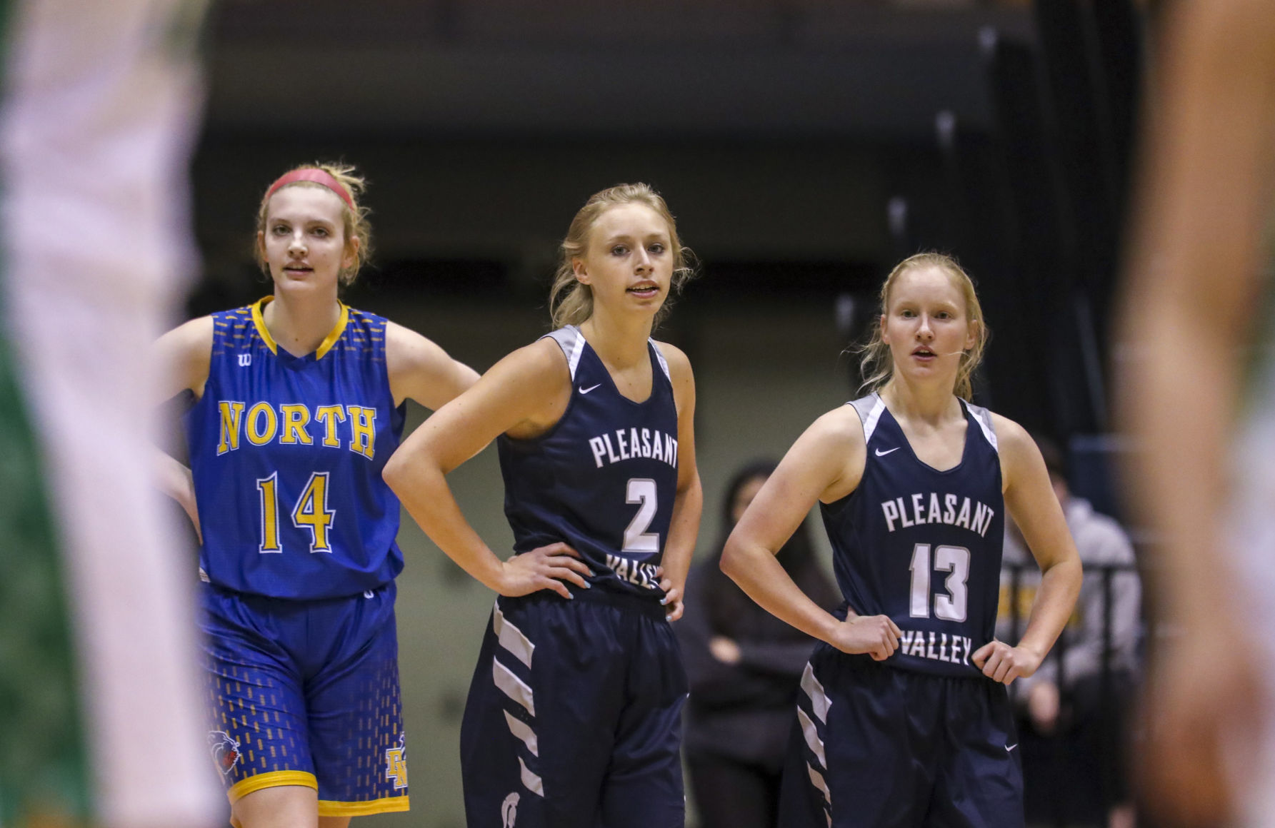 031819-qct-spt-seniorhoops-g009